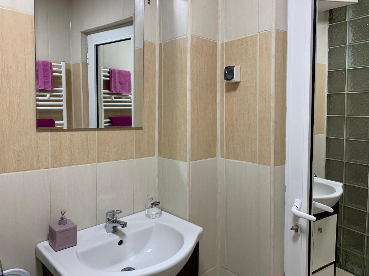 Eli Apartment Galati  Ngoại thất bức ảnh