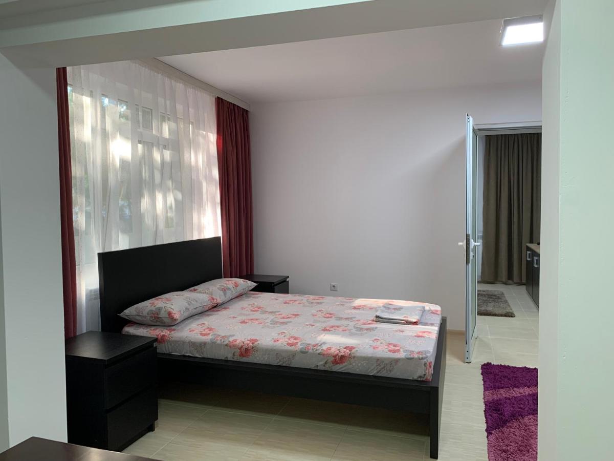 Eli Apartment Galati  Ngoại thất bức ảnh