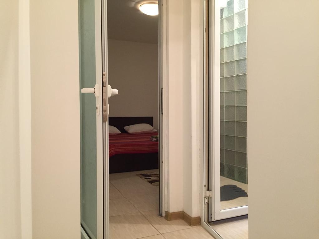 Eli Apartment Galati  Ngoại thất bức ảnh
